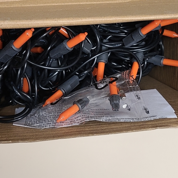 Orange Bulb halloween 12x8 feet indoor outdoor - Picture 5 of 6